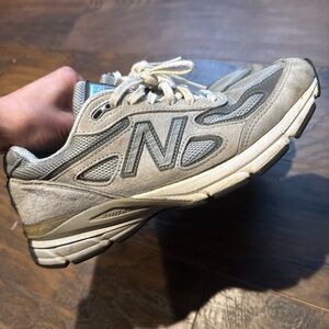 New Balance Women’s 990v4 Gray Running Shoes